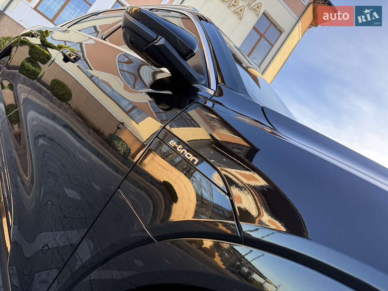 Внедорожник / Кроссовер Audi e-tron 2020 в Львове фото 17 Внедорожник / Кроссовер Audi e-tron 2020 в Львове