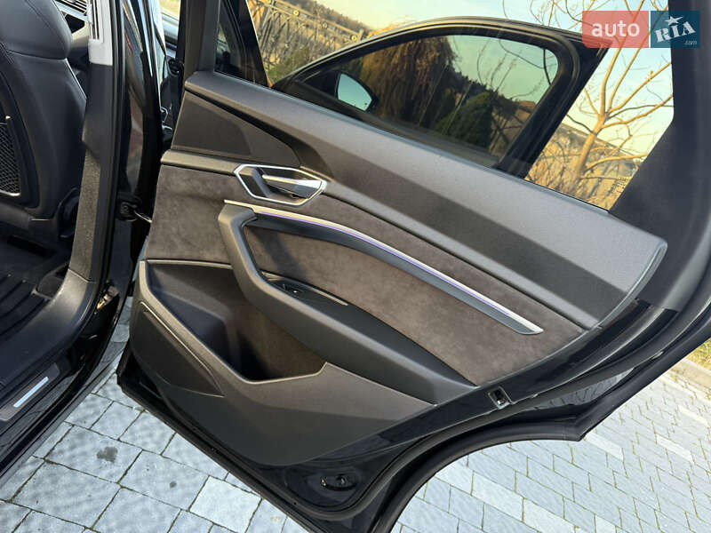 Внедорожник / Кроссовер Audi e-tron 2020 в Львове фото 84 Внедорожник / Кроссовер Audi e-tron 2020 в Львове