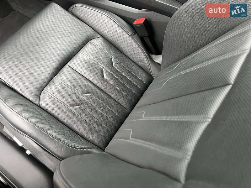 Внедорожник / Кроссовер Audi e-tron 2023 в Луцке