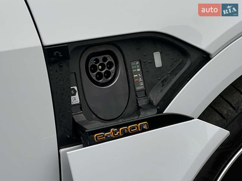 Внедорожник / Кроссовер Audi e-tron 2023 в Луцке