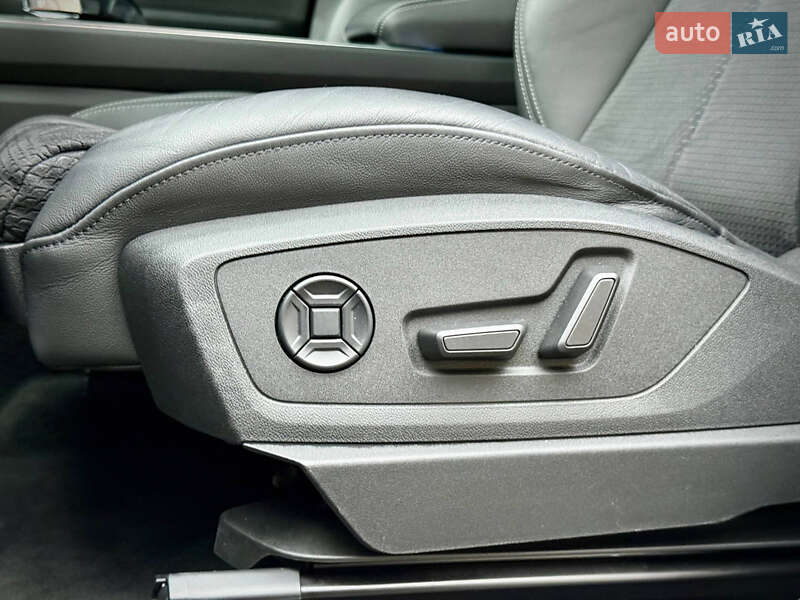 Внедорожник / Кроссовер Audi e-tron 2022 в Днепре фото 29 Внедорожник / Кроссовер Audi e-tron 2022 в Днепре