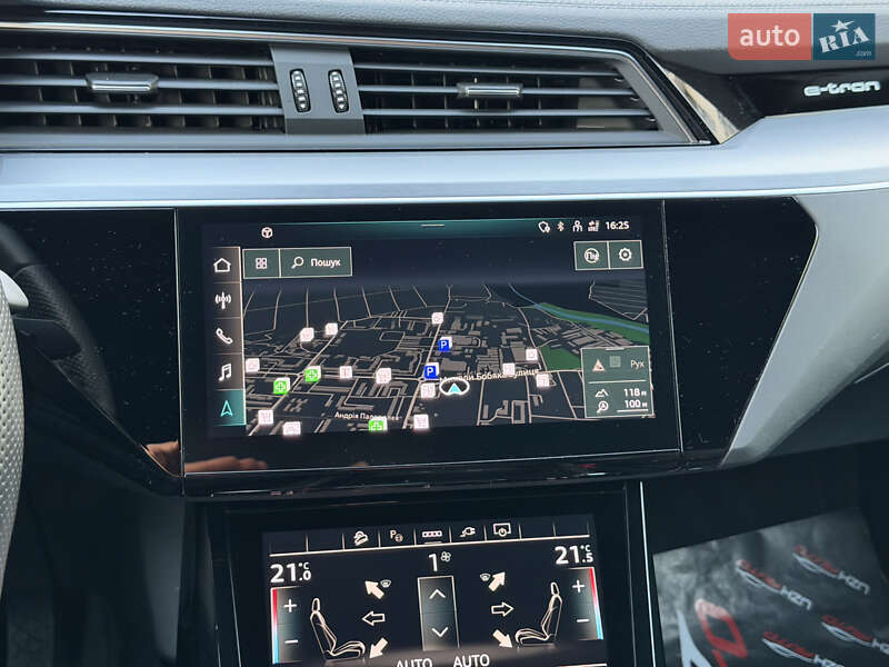 Внедорожник / Кроссовер Audi e-tron 2022 в Ужгороде
