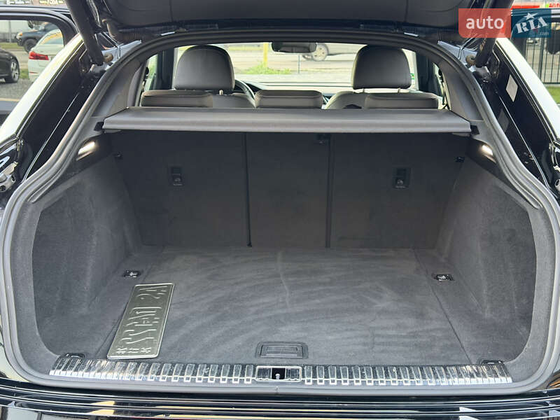 Внедорожник / Кроссовер Audi e-tron 2022 в Ужгороде