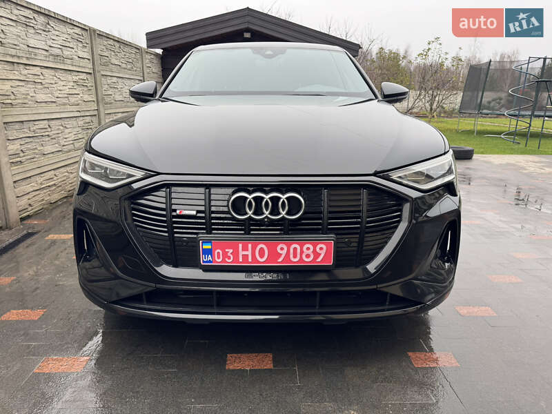 Позашляховик / Кросовер Audi e-tron 2022 в Житомирі