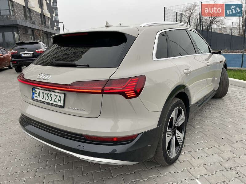 Внедорожник / Кроссовер Audi e-tron 2018 в Кропивницком