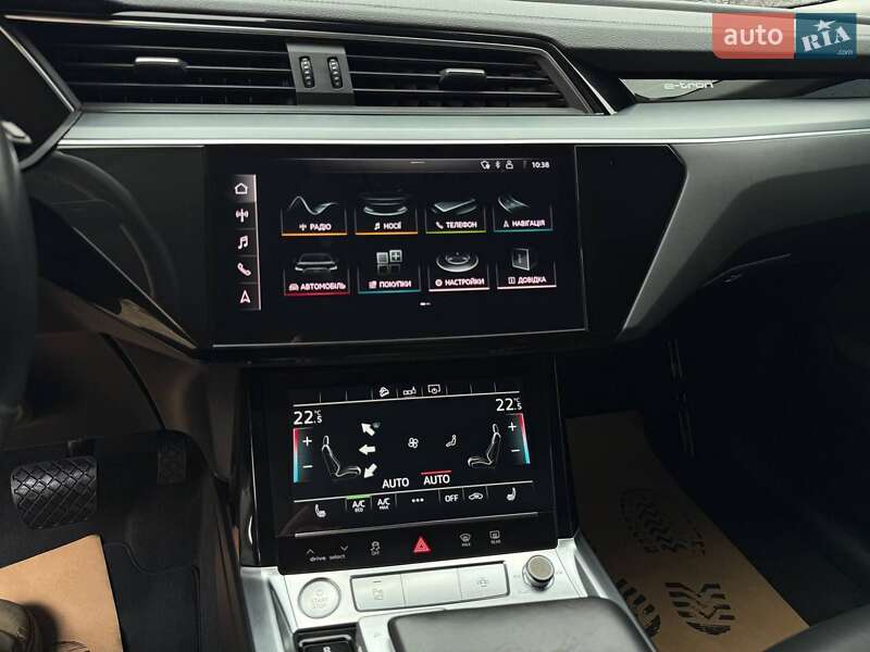 Внедорожник / Кроссовер Audi e-tron 2020 в Хмельницком фото 14 Внедорожник / Кроссовер Audi e-tron 2020 в Хмельницком