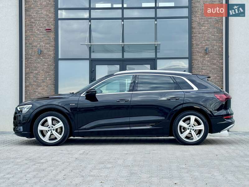 Внедорожник / Кроссовер Audi e-tron 2019 в Тернополе