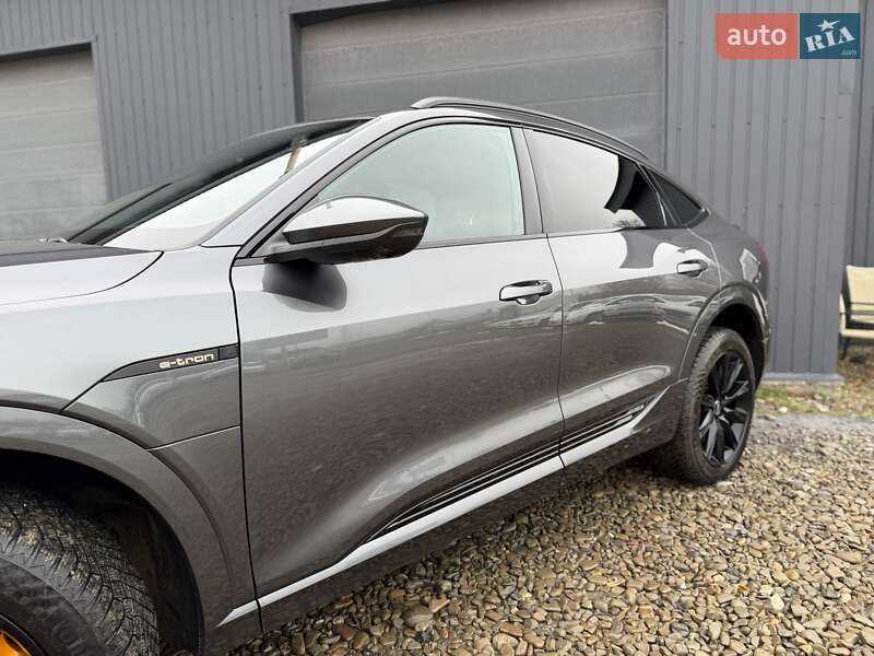 Позашляховик / Кросовер Audi e-tron 2021 в Трускавці