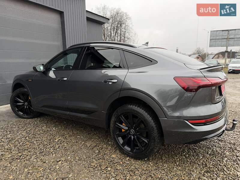 Позашляховик / Кросовер Audi e-tron 2021 в Трускавці