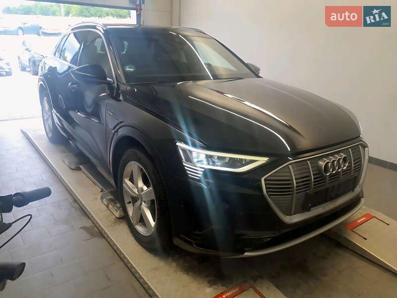 Позашляховик / Кросовер Audi e-tron 2021 в Львові фото 3 Позашляховик / Кросовер Audi e-tron 2021 в Львові