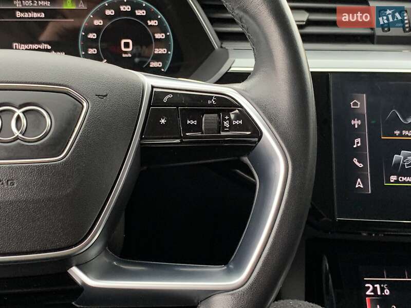 Внедорожник / Кроссовер Audi e-tron 2022 в Бердичеве