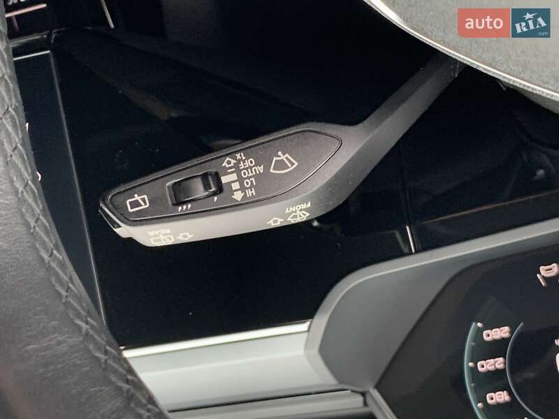 Внедорожник / Кроссовер Audi e-tron 2022 в Бердичеве