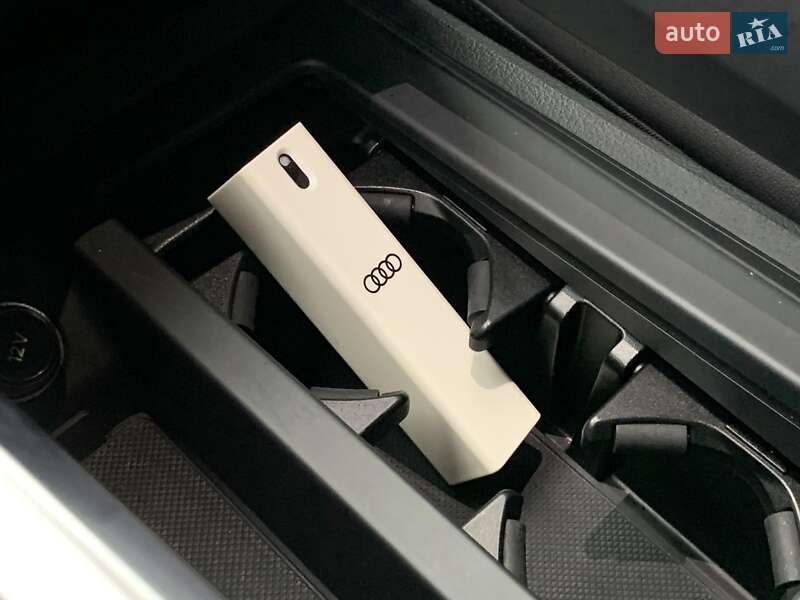 Внедорожник / Кроссовер Audi e-tron 2022 в Бердичеве