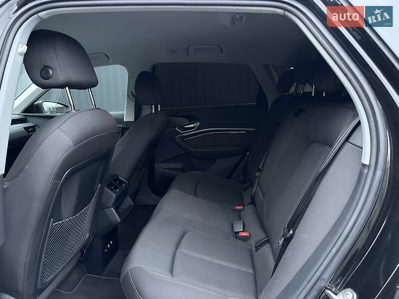 Внедорожник / Кроссовер Audi e-tron 2020 в Луцке