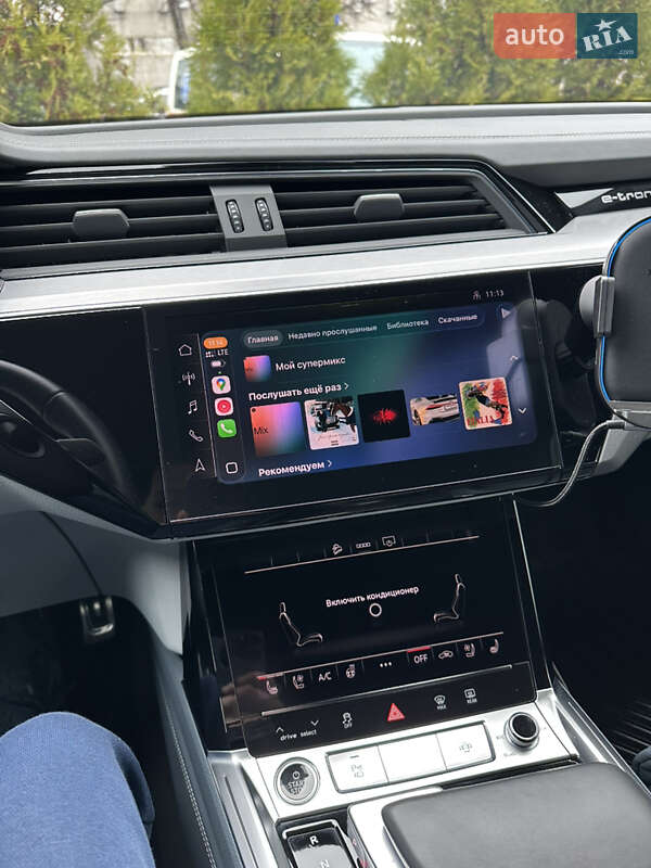 Позашляховик / Кросовер Audi e-tron 2020 в Дніпрі