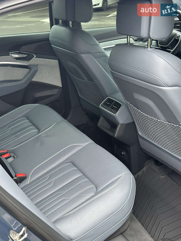 Позашляховик / Кросовер Audi e-tron 2020 в Дніпрі