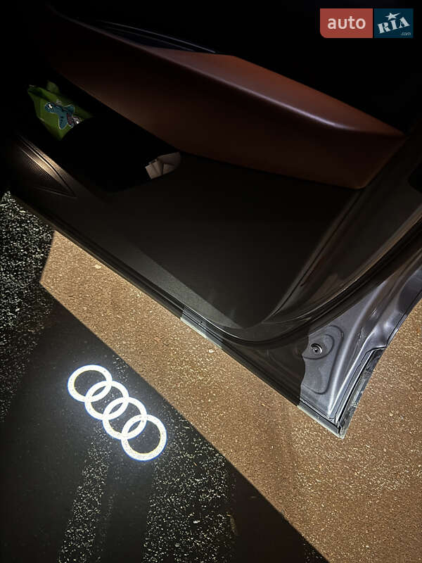 Внедорожник / Кроссовер Audi e-tron 2020 в Черновцах фото 7 Внедорожник / Кроссовер Audi e-tron 2020 в Черновцах