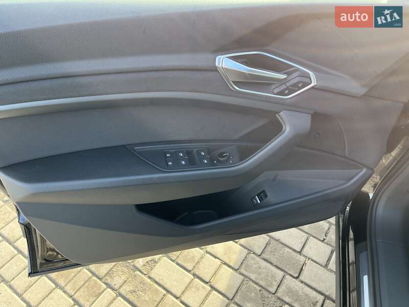 Внедорожник / Кроссовер Audi e-tron 2022 в Львове фото 23 Внедорожник / Кроссовер Audi e-tron 2022 в Львове