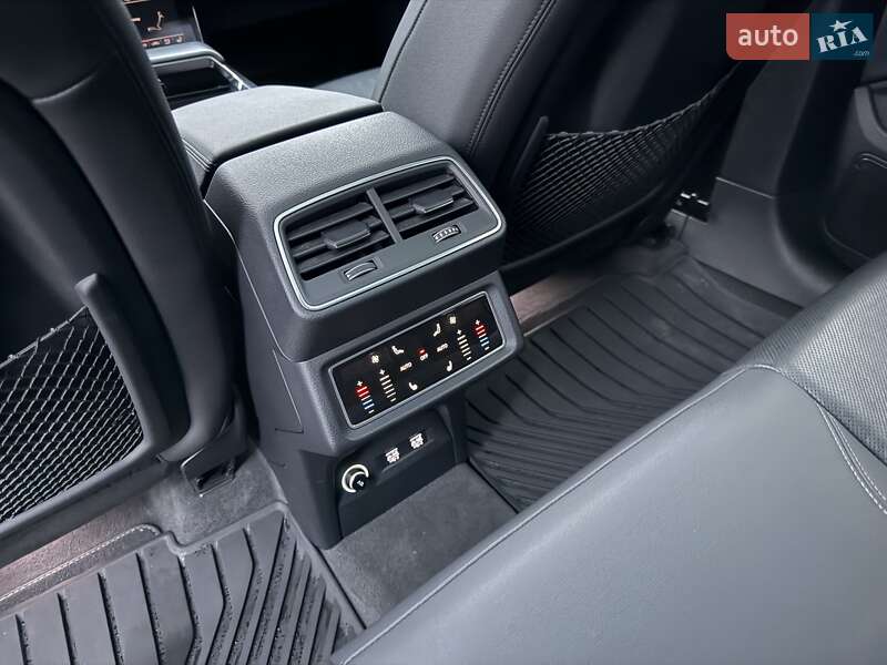 Внедорожник / Кроссовер Audi e-tron 2019 в Ужгороде фото 29 Внедорожник / Кроссовер Audi e-tron 2019 в Ужгороде