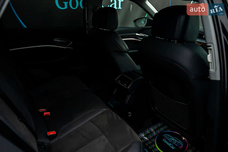 Внедорожник / Кроссовер Audi e-tron 2020 в Луцке фото 49 Внедорожник / Кроссовер Audi e-tron 2020 в Луцке