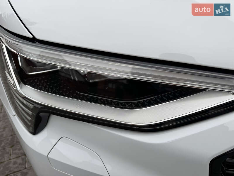 Внедорожник / Кроссовер Audi e-tron 2023 в Хмельницком