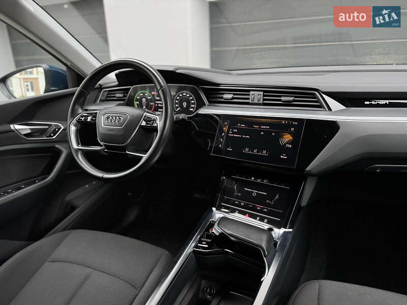 Внедорожник / Кроссовер Audi e-tron 2020 в Тернополе фото 31 Внедорожник / Кроссовер Audi e-tron 2020 в Тернополе