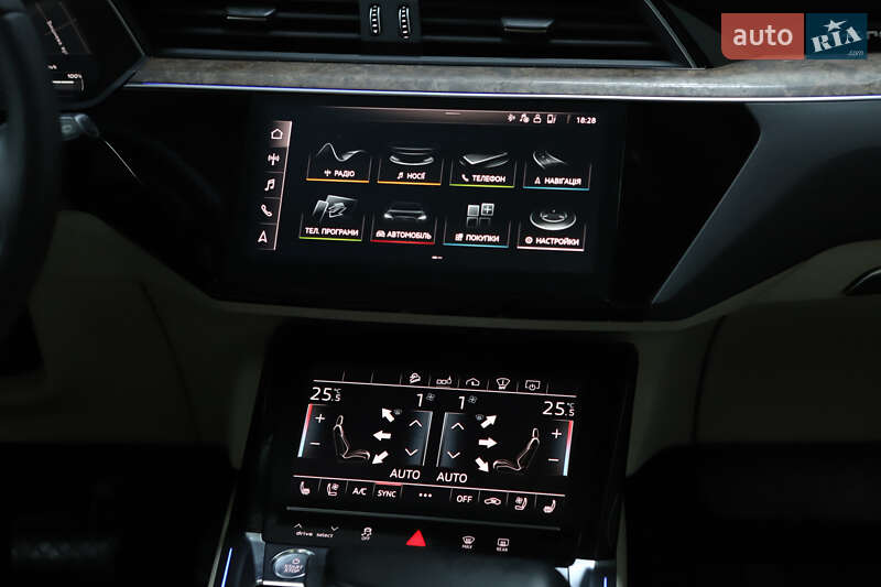 Внедорожник / Кроссовер Audi e-tron 2019 в Дрогобыче