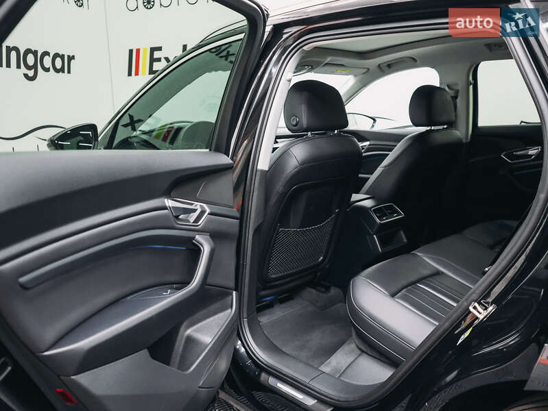 Внедорожник / Кроссовер Audi e-tron 2022 в Львове