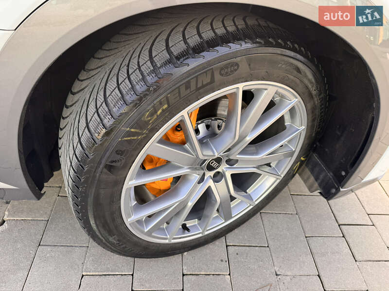 Внедорожник / Кроссовер Audi e-tron 2023 в Хмельницком