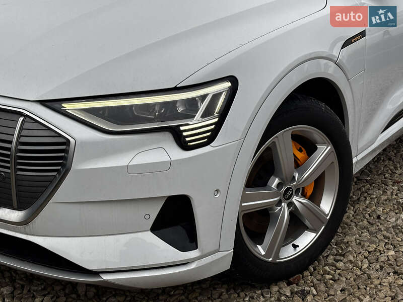 Внедорожник / Кроссовер Audi e-tron 2021 в Львове