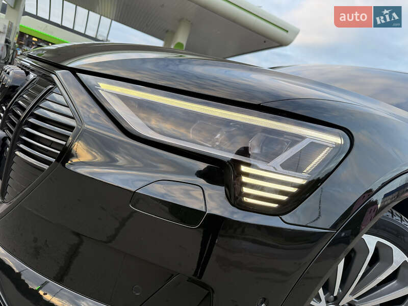Позашляховик / Кросовер Audi e-tron 2019 в Дрогобичі