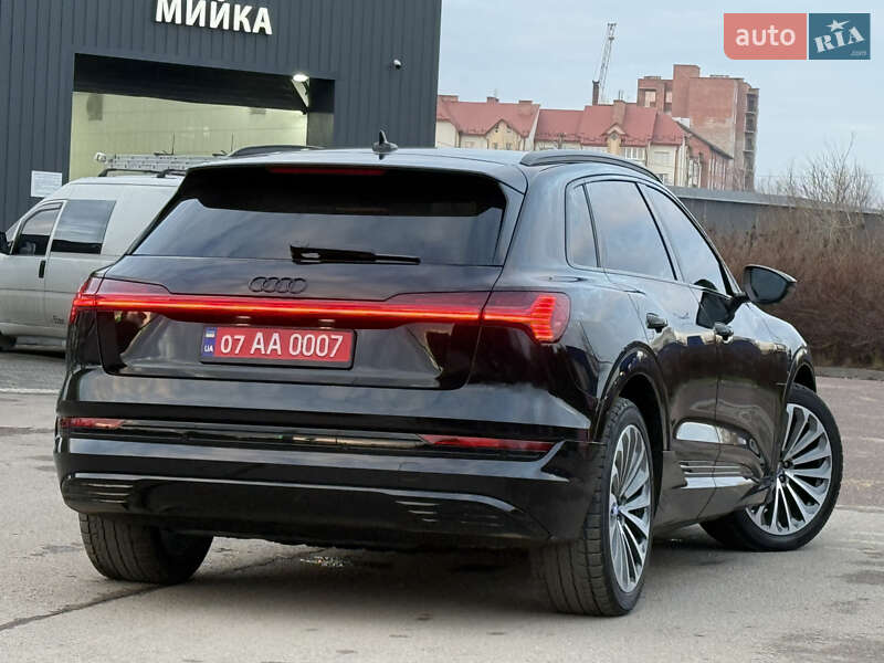 Позашляховик / Кросовер Audi e-tron 2019 в Дрогобичі
