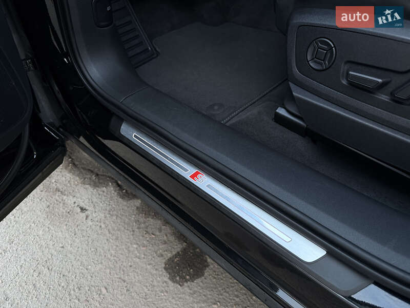 Позашляховик / Кросовер Audi e-tron 2019 в Дрогобичі