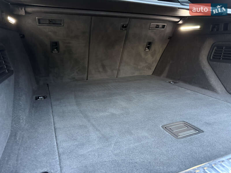 Позашляховик / Кросовер Audi e-tron 2019 в Дрогобичі