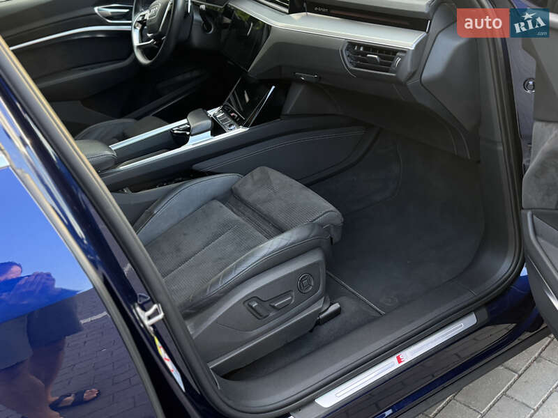 Внедорожник / Кроссовер Audi e-tron 2020 в Луцке