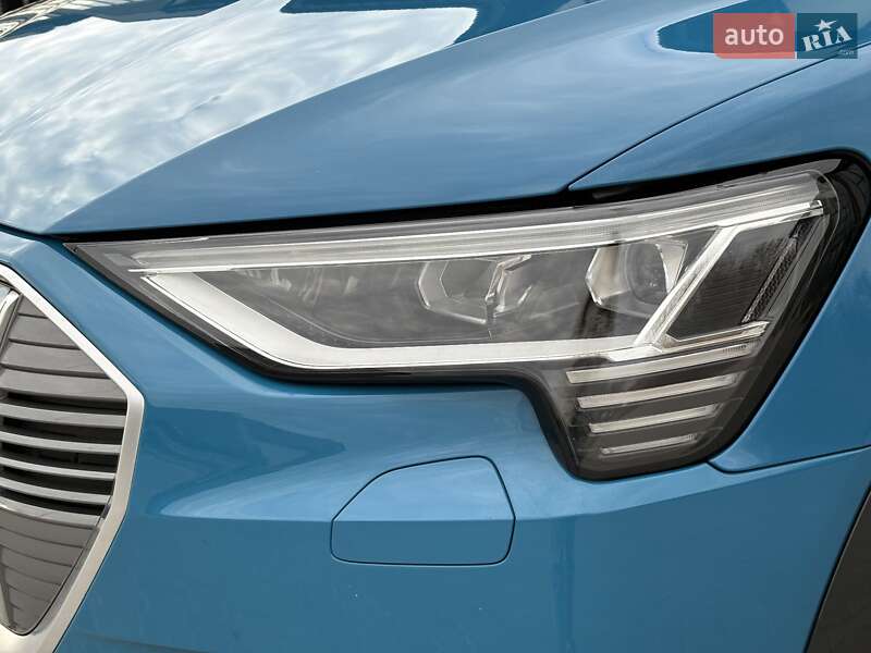 Внедорожник / Кроссовер Audi e-tron 2019 в Тернополе