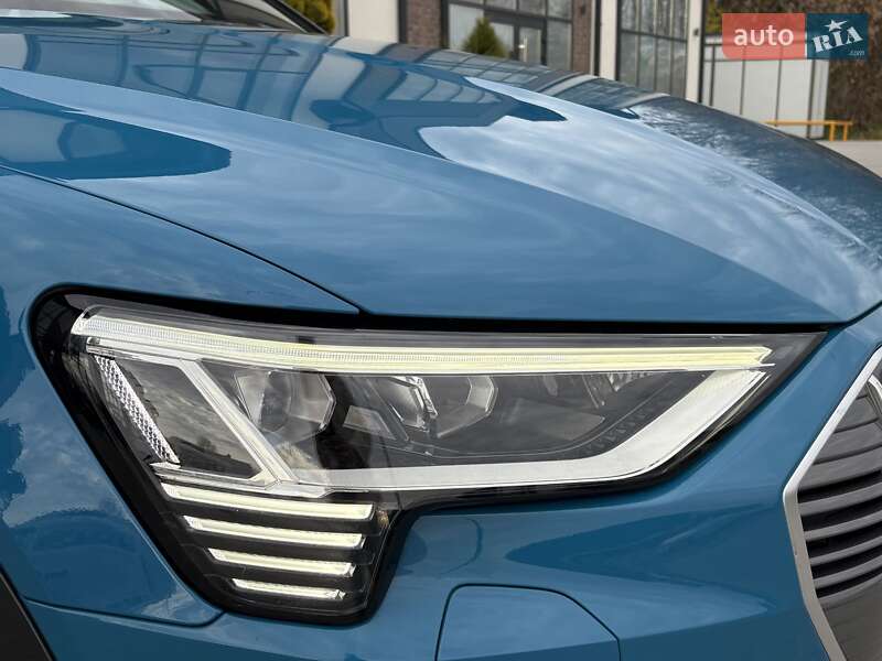 Внедорожник / Кроссовер Audi e-tron 2019 в Тернополе