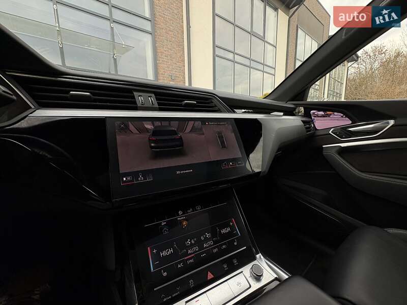 Внедорожник / Кроссовер Audi e-tron 2019 в Тернополе