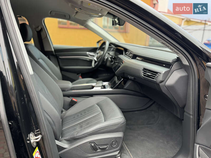 Внедорожник / Кроссовер Audi e-tron 2021 в Ровно фото 65 Внедорожник / Кроссовер Audi e-tron 2021 в Ровно