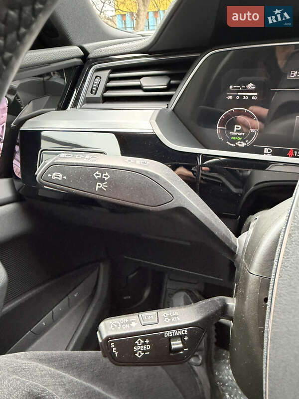 Позашляховик / Кросовер Audi e-tron 2021 в Рівному фото 30 Позашляховик / Кросовер Audi e-tron 2021 в Рівному