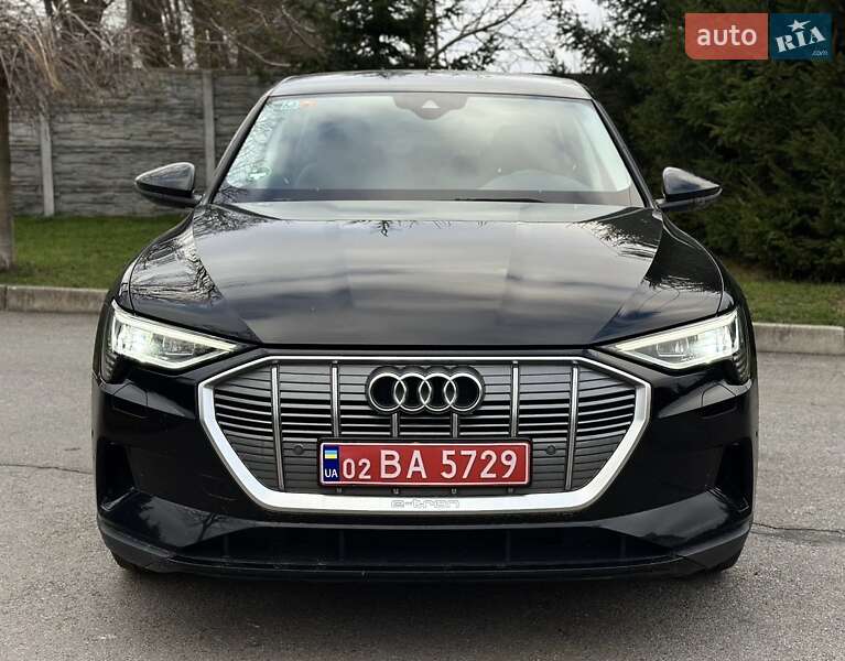 Внедорожник / Кроссовер Audi e-tron 2020 в Виннице