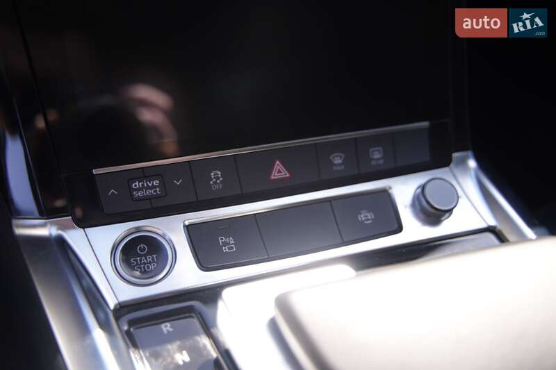 Внедорожник / Кроссовер Audi e-tron 2022 в Дубно фото 34 Внедорожник / Кроссовер Audi e-tron 2022 в Дубно