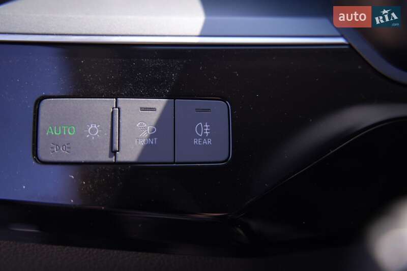 Внедорожник / Кроссовер Audi e-tron 2022 в Дубно фото 31 Внедорожник / Кроссовер Audi e-tron 2022 в Дубно