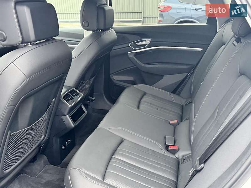 Внедорожник / Кроссовер Audi e-tron 2021 в Львове фото 17 Внедорожник / Кроссовер Audi e-tron 2021 в Львове
