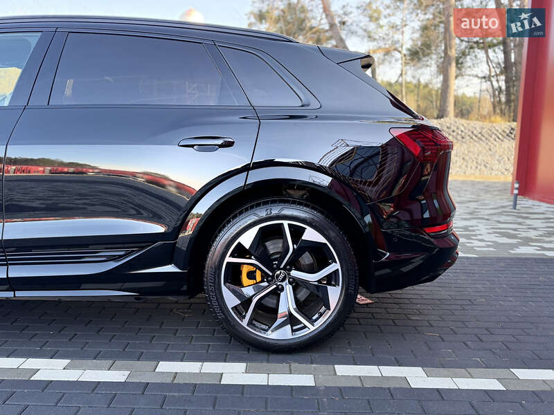 Внедорожник / Кроссовер Audi e-tron 2022 в Львове