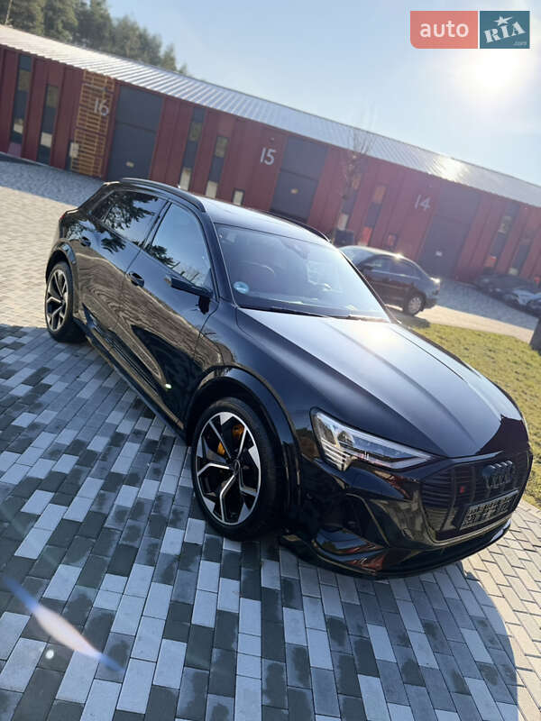 Внедорожник / Кроссовер Audi e-tron 2022 в Львове