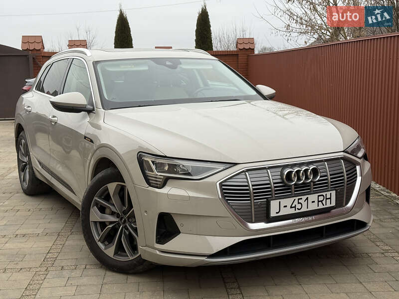Внедорожник / Кроссовер Audi e-tron 2020 в Коломые