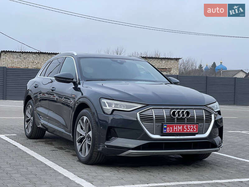 Внедорожник / Кроссовер Audi e-tron 2019 в Радивилове фото 5 Внедорожник / Кроссовер Audi e-tron 2019 в Радивилове