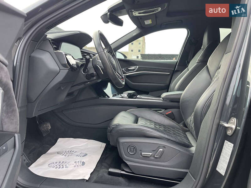 Внедорожник / Кроссовер Audi e-tron 2019 в Радивилове фото 20 Внедорожник / Кроссовер Audi e-tron 2019 в Радивилове
