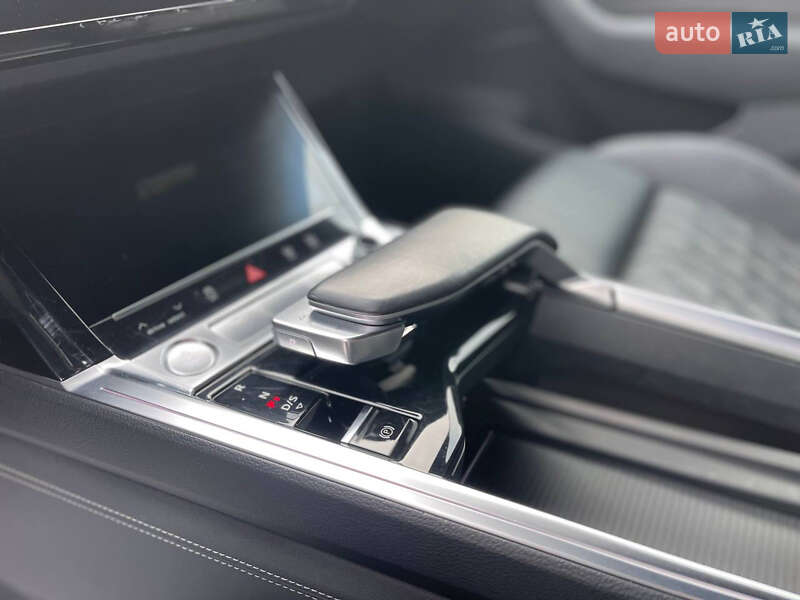Внедорожник / Кроссовер Audi e-tron 2019 в Радивилове фото 26 Внедорожник / Кроссовер Audi e-tron 2019 в Радивилове